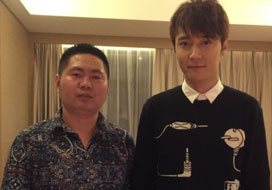 广州杏宇与明星合影